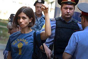Nadezhda Tolokonnikova in Polizeigewahrsam.