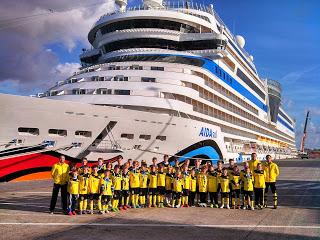 Erfolgreiche AIDA Fußball Kreuzfahrt mit Borussia Dortmund - Neue Termine im Frühjahr und Sommer 2014