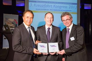 Kreuzfahrt Guide Award 2013: Doppelsieg für Hapag-Lloyd Kreuzfahrten mit der EUROPA 2 und der BREMEN