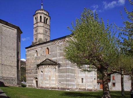 Beachtenswerte romanische Kirche am Ufer des Comer Sees