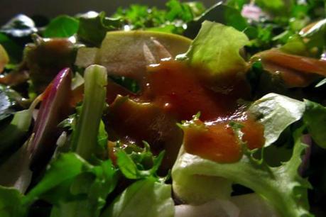 Salat mit Quittenvinaigrette