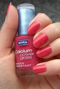 Lackiert: Calcium Power Gloss "Rose Gloss"