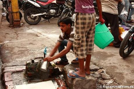 Waschgelegenheit in der Chandi Chowk in Old Delhi