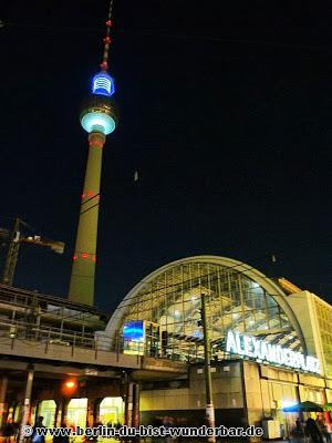 fetival of lights, berlin, illumination, 2013, berliner dom, alexanderplatz, fernsehturm, beleuchtet, lichterglanz, berlin leuchtet