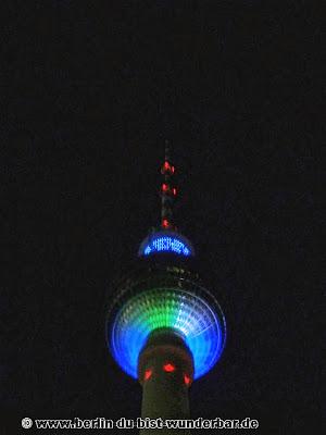 fetival of lights, berlin, illumination, 2013, berliner dom, alexanderplatz, fernsehturm, beleuchtet, lichterglanz, berlin leuchtet