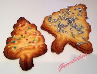 In der Weihnachtsbäckerei - Buttertannen