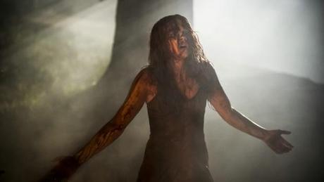 Carrie-©-2013-Sony-Pictures-Releasing-GmbH(10)