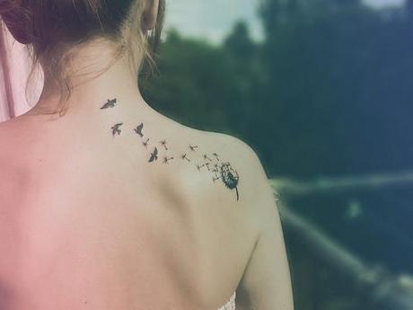 Tattoo für Frauen – Sterne, Notenschlüssel, Schmetterlinge…