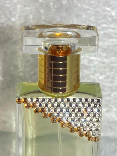 Er ist da, mein Parfum in dem wunderschönen Swarovski - Flakon