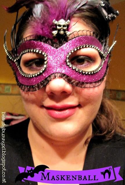 Halloween - Maskenball