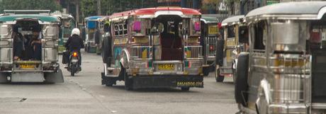 Jeepney-Manila-Philippinen