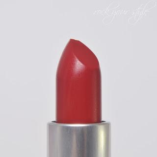 [Review] [New In] Part 1 - MAC - Russian Red