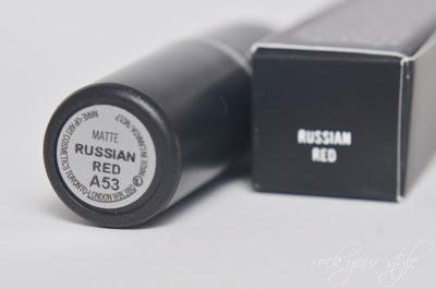 [Review] [New In] Part 1 - MAC - Russian Red