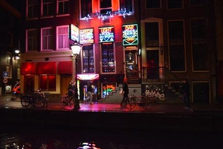 Nachts durch Amsterdam