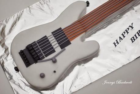 Torte als E-Gitarre Torte als E-Gitarre