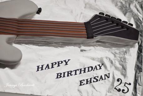 Torte als E-Gitarre Torte als E-Gitarre