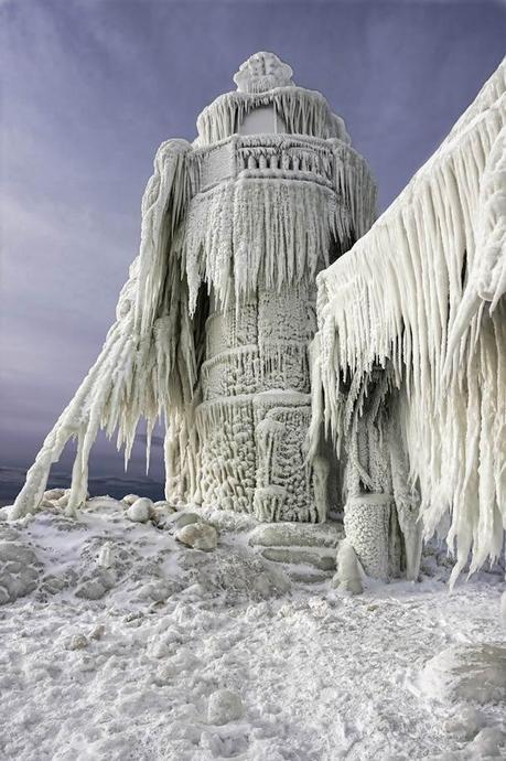 Frozen Lighthouse: Fotos gefrorener Leuchttürme von Thomas Zakowski
