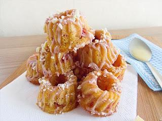 Erdbeer-Gugl mit Eierlikör