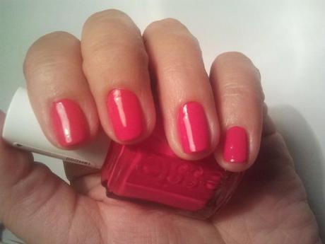 Essie Nagellack CHECK