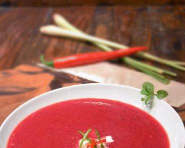 Rote Beete Suppe mit Kokosmilch