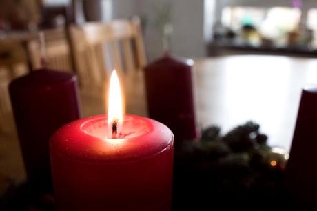 Advent, Advent, ein Lichtlein brennt Advent, Advent, ein Lichtlein brennt