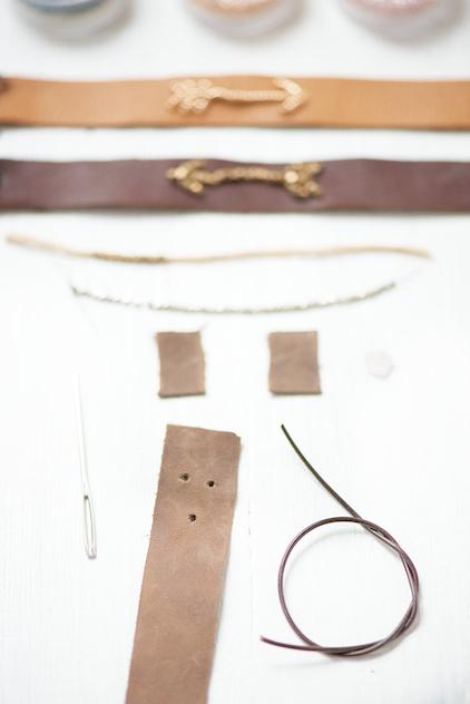 arrow leather bracelet tutorial by lebenslustiger.com, Anleitung für ein Lederarmband mit Pfeilsymbol
