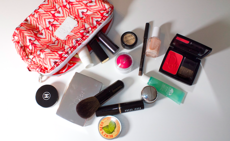 Whats in my Make-up Bag?