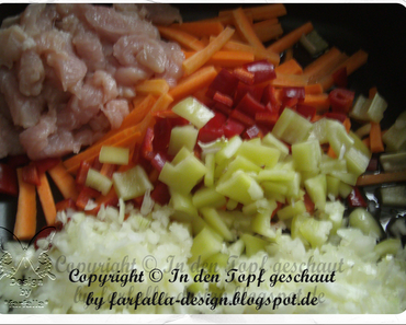 In den Topf geschaut * scharfe Glas-Nudel-Pfanne mit Putengeschnetzeltem