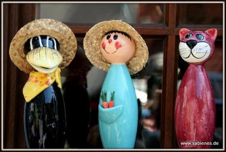 Drei Keramikfiguren