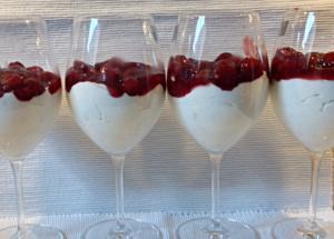 KiBa-Quark – oder – Bananenquark feingemacht mit Kirsch-Topping