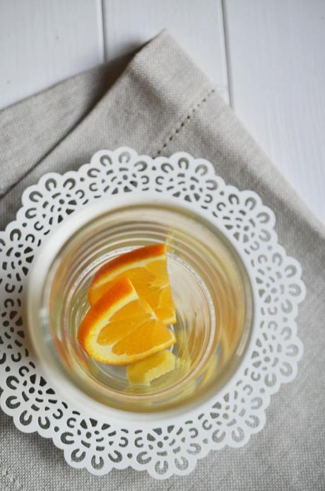 Zubereitung von Ingwer-Orangen-Tee 