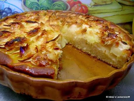 Apfelkuchen mit Mandelguss