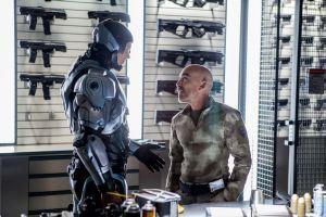 Robocop und Rick Mattox (Jackie Earle Haley) können sich nicht besonders leiden