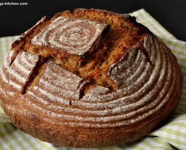 Dinkel-Möhrenbrot mit Dinkel-Couscous