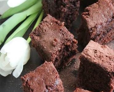 Backen ohne Tiere - Kirsch Brownies vom Blech - Lecker Bakery 2014 N°1