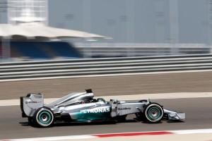 105076107 2256152222014 300x200 Formel 1: Tag 4 in Bahrain   Rosberg Schnellster