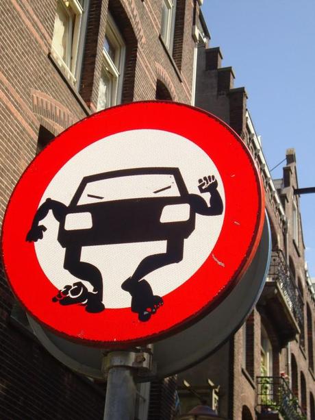 Street Art: Modifizierte Verkehrsschilder von Clet Abraham