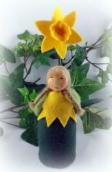 Osterglocke, Tulpe und Veilchen