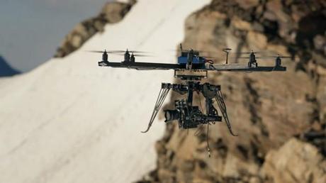 Beeindruckende Drohnenaufnahmen von Antimedia