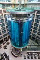 Aquadom Berlin – Heiraten im Aufzug oder Aquarium?