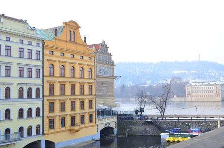 Prag_on tour_unterwegs_Urlaub_Urlaub in Prag_Prag im Winter_Natur_die goldene Stadt_schönes Naturfoto_Prague_Annanikabu_6