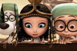Mr. Peabody (links), Penny (mitte) und Sherman (rechts) im alten Ägypten