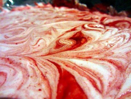 Mascarpone-Erdbeer-Eis