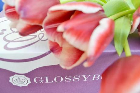 Frühlingshafte Glossybox Young