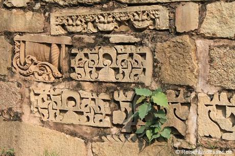 Es spriesst in der Tempelanlage von Khajuraho