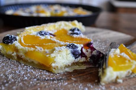 Du bist mir ein Früchtchen! - Pfirsich-Blaubeer-Quark-Tart