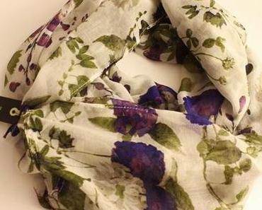 [Einkauf]: Esprit Halstücher