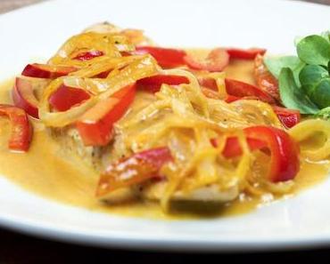 [Low Carb] Hähnchenbrustfilet mit Paprika-Sahne-Soße