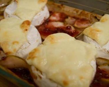 Ofencamembert mit Preiselbeerbirnen