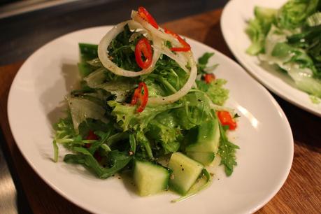 Salat mit Chili-Limetten Dressing